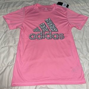 ❤️Pink Dri-Fit❤️ Adidas logo Tee. NWT!!
